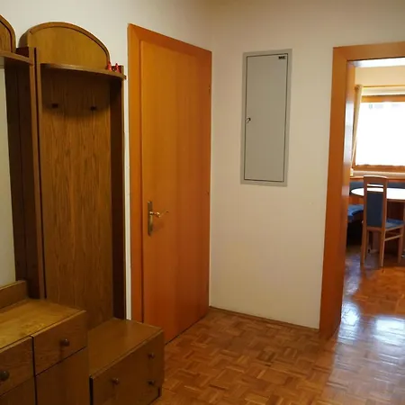 Apartmenthaus Schneider *